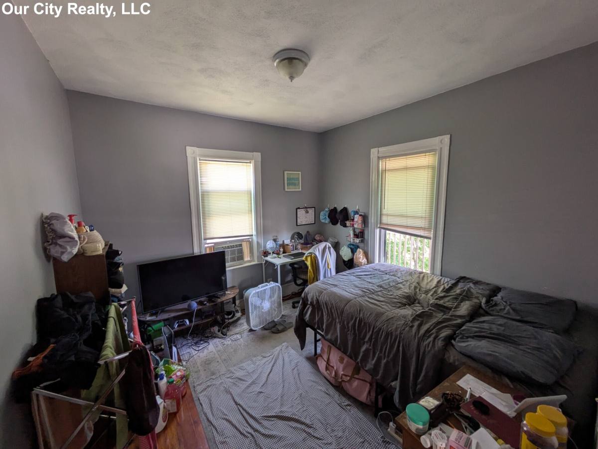 Apartment for rent at 837 Fellsway #2, Medford, MA 02155