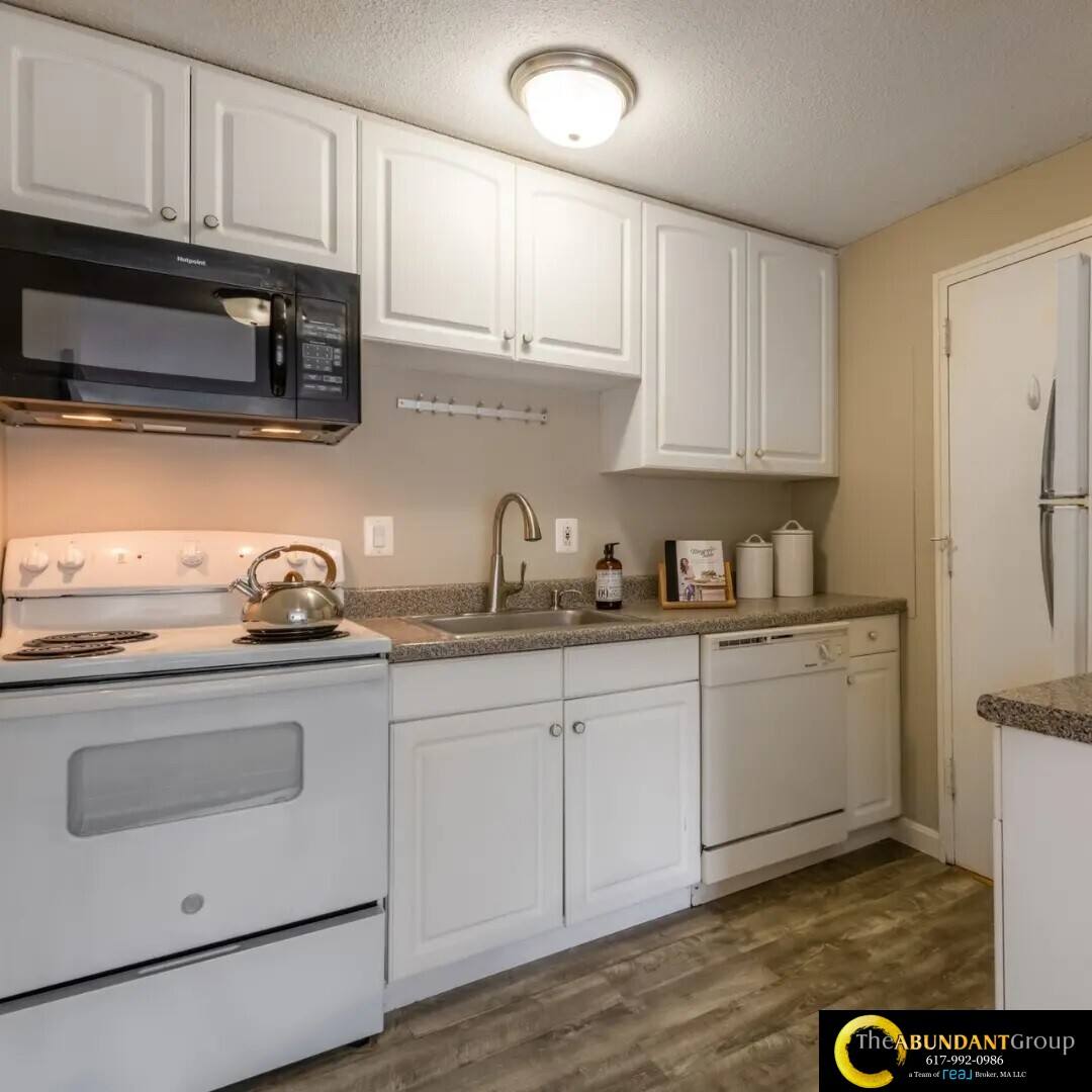 Apartment for rent at 375 Harvard St #15 B, Cambridge, MA 02138