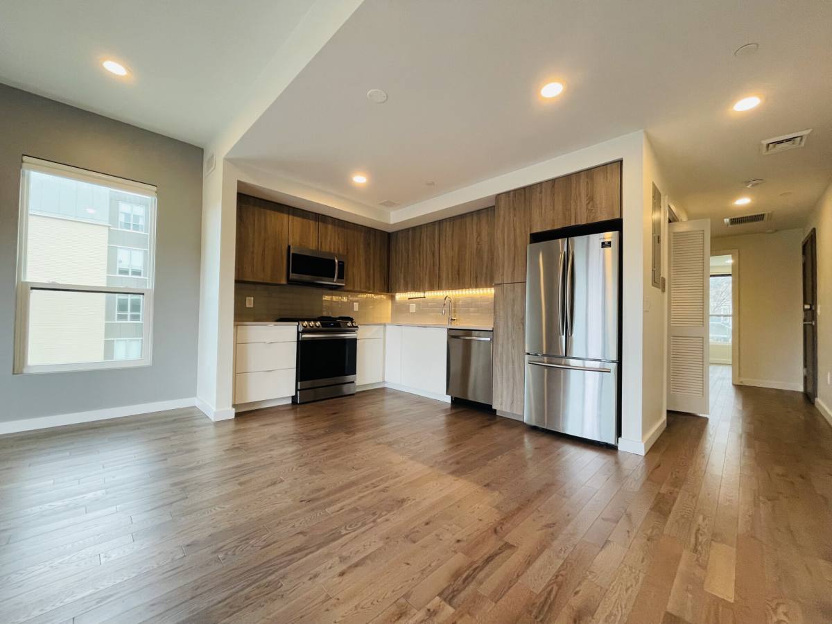 Apartment for rent at 119 Hyde Park #B, Jamaica Plain, MA 02130