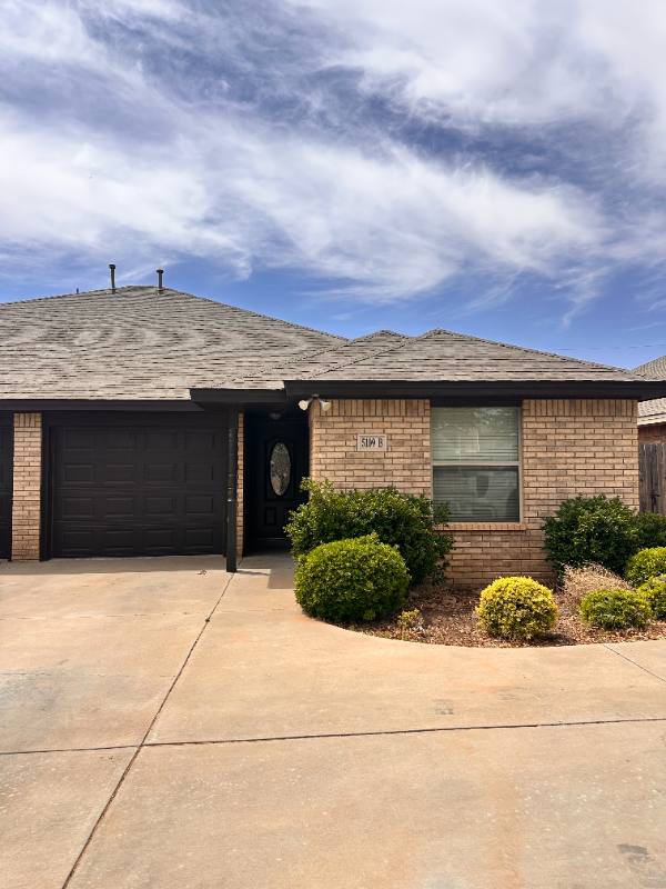 Townhouse for rent at 5109 Graceland Dr #B, Midland, TX 79703