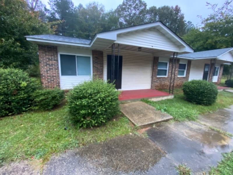 Apartment for rent at 101 Stonehaven Dr, Greenwood, SC 29649