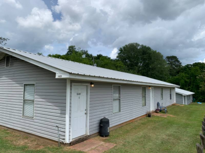 Apartment for rent at 19490 Magnolia St E, Citronelle, AL 36522