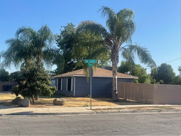 Apartment for rent at 15 E San Joaquin St, Fresno, CA 93706