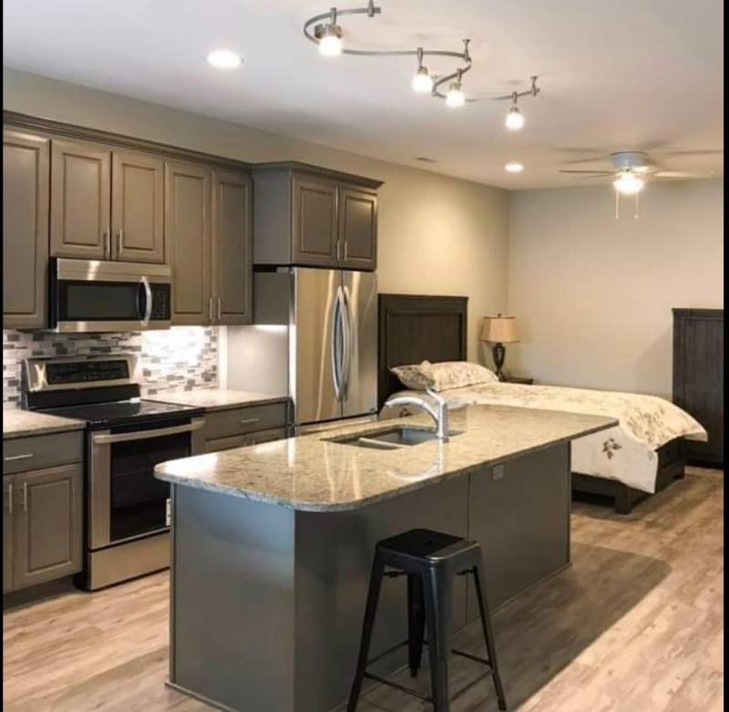 Apartment for rent at 411 S McEwan St #3, Clare, MI 48617