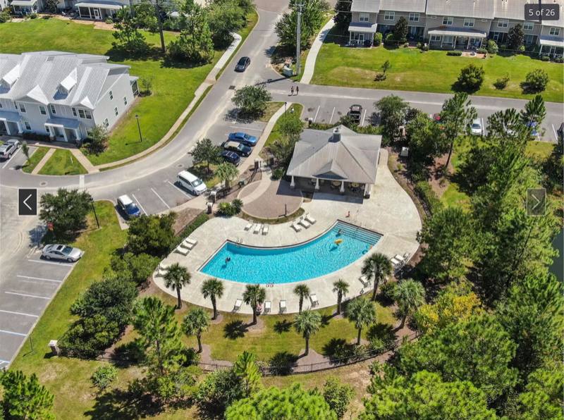 Townhouse for rent at 151 N Sand Palm Rd, Freeport, FL 32439