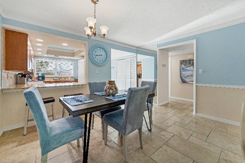 Condo for rent at 6703 Midnight Pass Rd #115, Sarasota, FL 34242