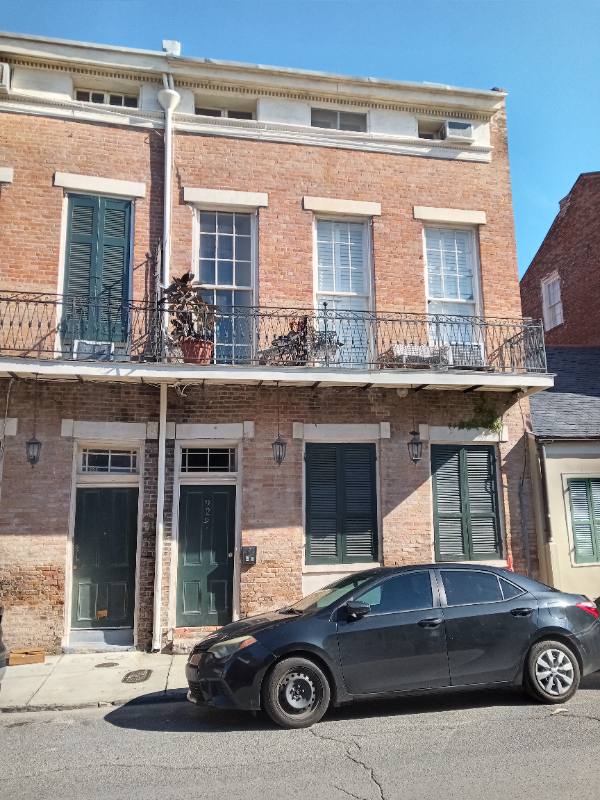Apartment for rent at 929 Dumaine St #1, New Orleans, LA 70116