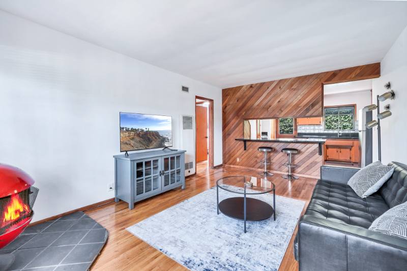 House for rent at 1129 Harrison Ave, Venice, CA 90291
