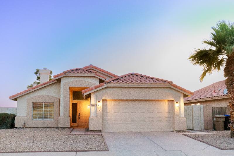 House for rent at 8742 N 114th Ave, Peoria, AZ 85345