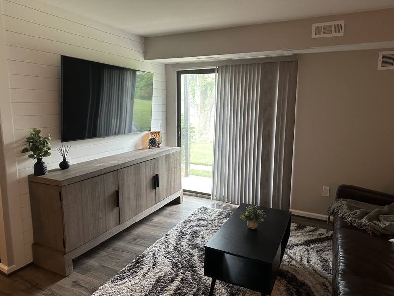 Apartment for rent at 270 E Thirteen Mile Rd #34, Madison Heights, MI 48071