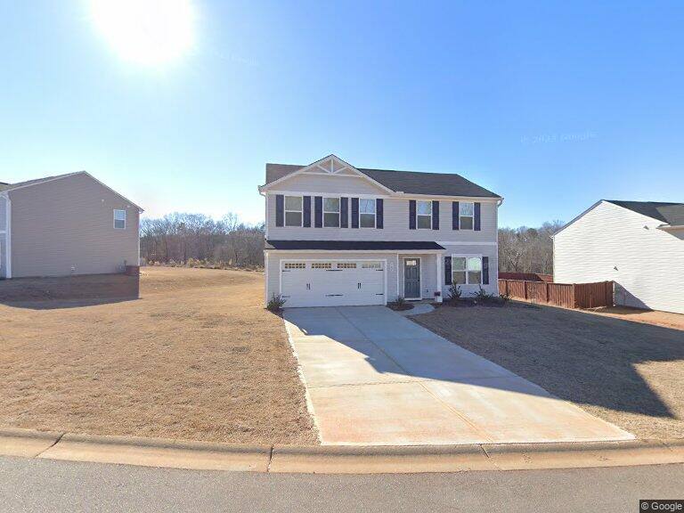 House for rent at 160 Barrington Creek Rd, Piedmont, SC 29673