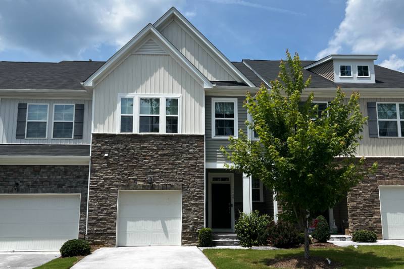 Townhouse for rent at 1414 Southpoint Trail, Durham, NC 27713