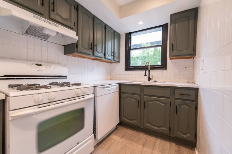 Apartment for rent at 32 Cargill St #4, Providence, RI 02903