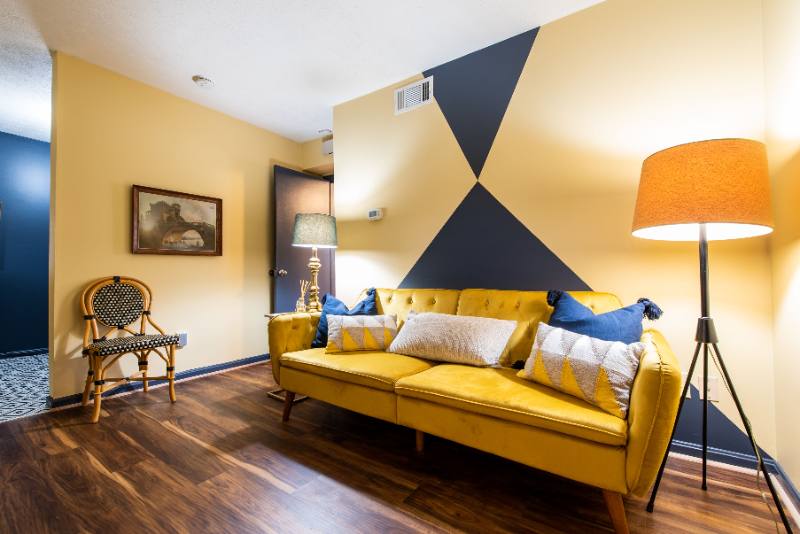 Apartment for rent at 1225 S 6th St #14, Louisville, KY 40203