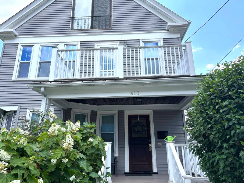 Apartment for rent at 610 S St #2, Roslindale, MA 02131