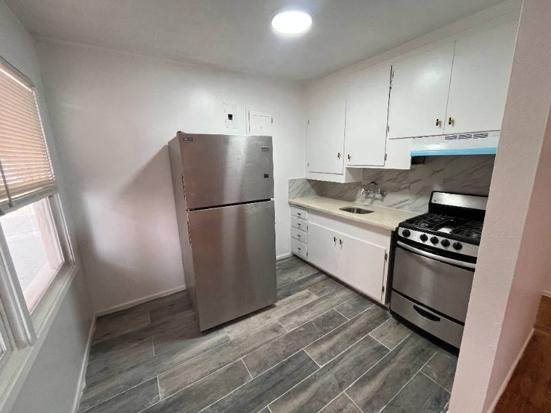 Apartment for rent at 3215 Taraval St #2, San Francisco, CA 94116