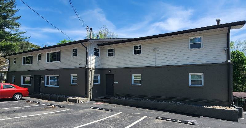 Apartment for rent at 401 Kenilworth Rd #2, Louisville, KY 40206