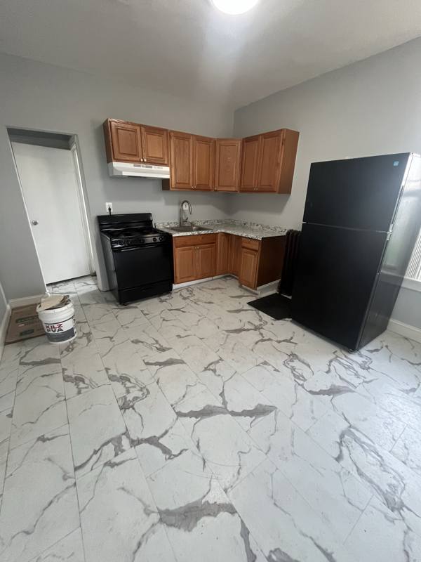 Apartment for rent at 207 Freeway Dr E, East Orange, NJ 07018