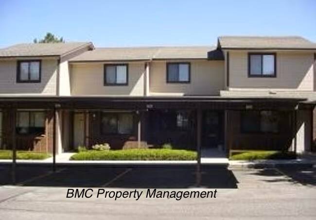 Townhouse for rent at 2926 S Abbs Lane, Boise, ID 83705