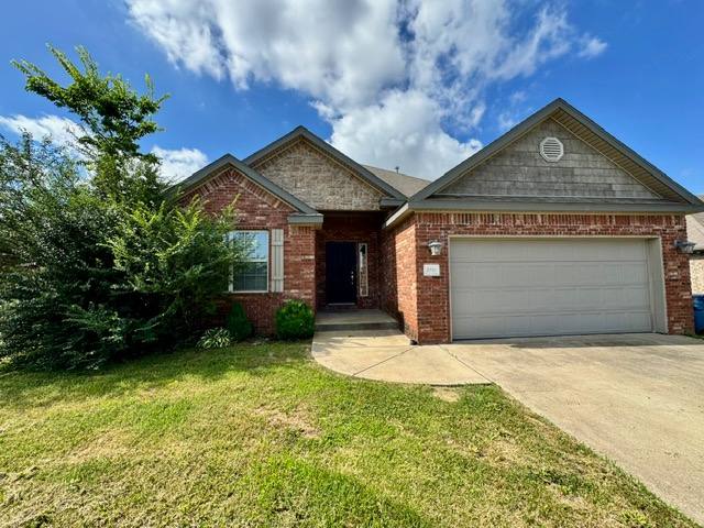 House for rent at 2701 SW Ledbury Cove, Bentonville, AR 72712