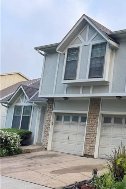 Townhouse for rent at 14938 W Riggs St, Shawnee, KS 66203