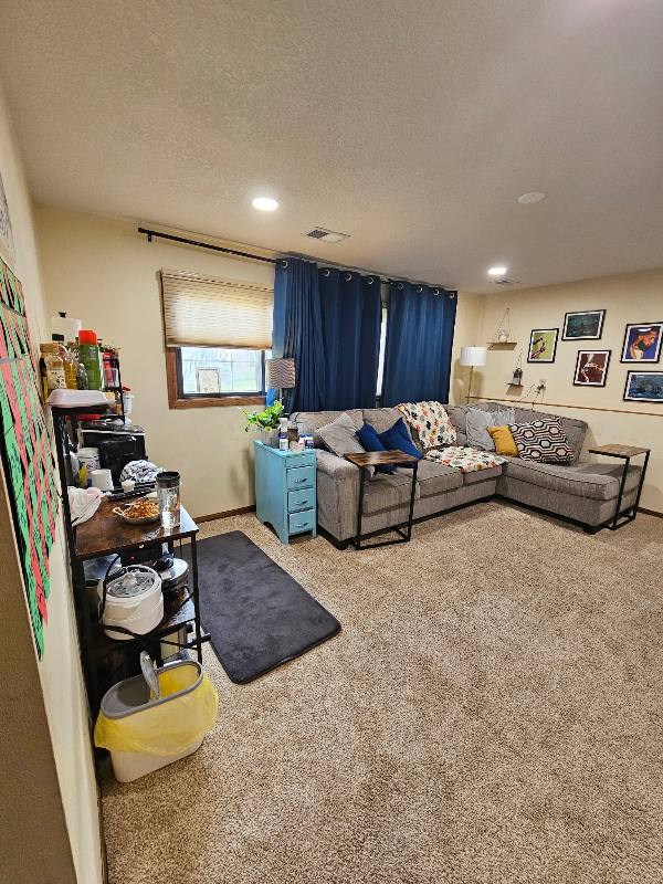 Apartment for rent at 427 Dorland Rd S, Saint Paul, MN 55119