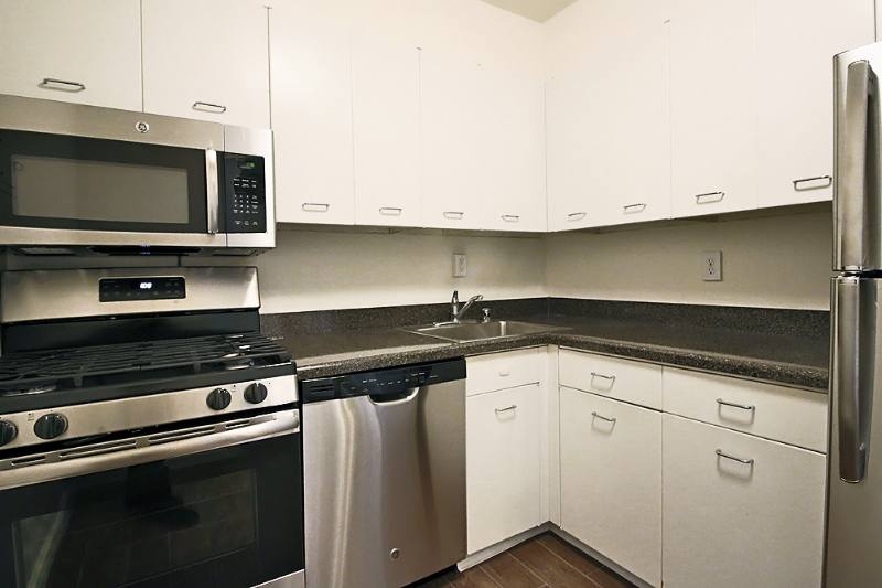 Apartment for rent at 1333 N Lake Shore Dr, Chicago, IL 60610