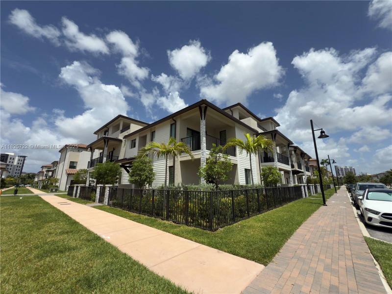 Townhouse for rent at 8317 NW 45st, Miami, FL 33166