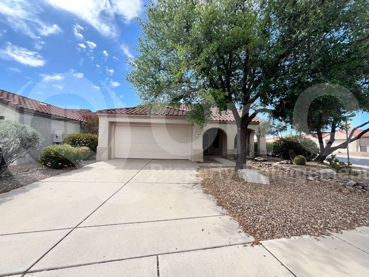 House for rent at 13853 N Lobelia Way, Tucson, AZ 85755