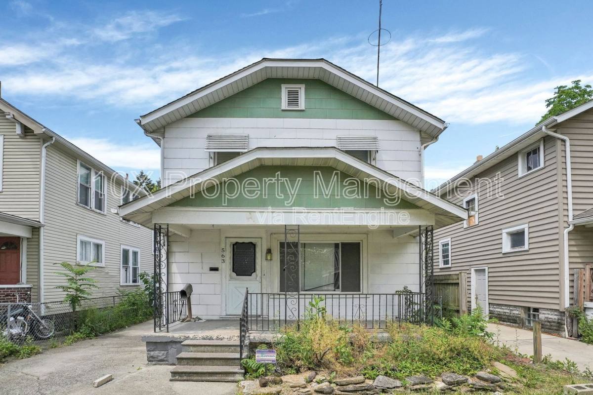 House for rent at 563 S Burgess Ave, Columbus, OH 43204
