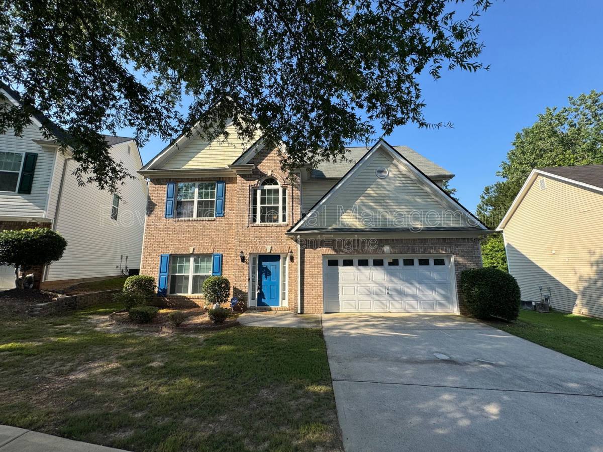 Condo for rent at 4060 Preserve Lane, Snellville, GA 30039