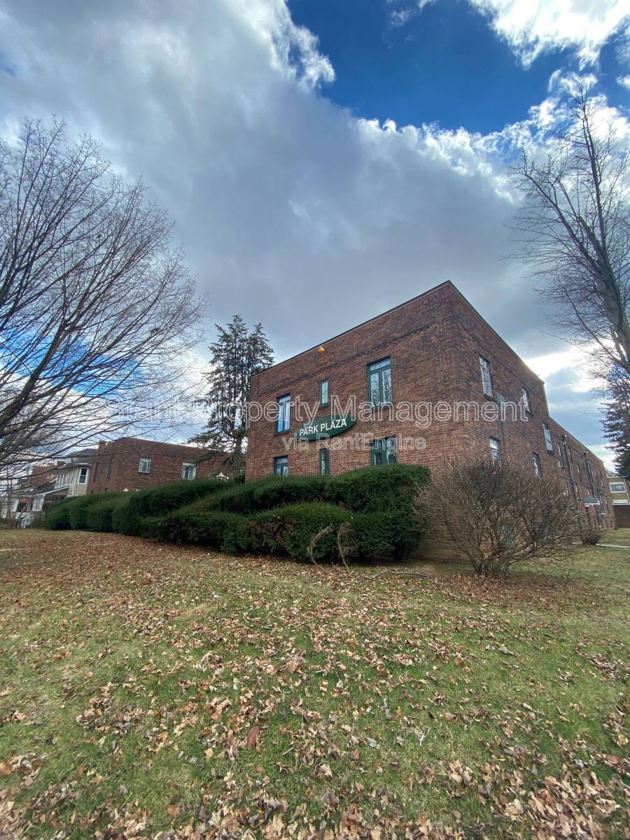Apartment for rent at 1505 Franklin Park S #C-10, Columbus, OH 43232