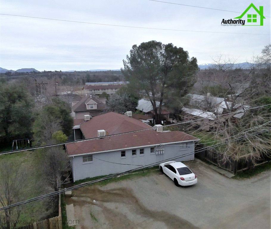 Apartment for rent at 1932 10th St, Redding, CA 96001