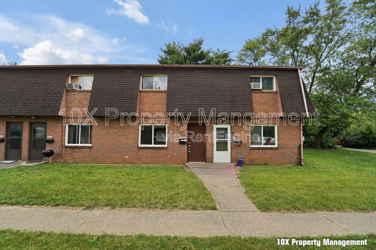 Apartment for rent at 1577 Briarwood Ave, Columbus, OH 43211
