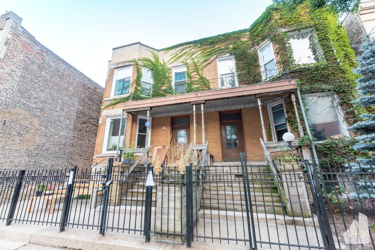 Apartment for rent at 3547 N Sheffield Ave #2, Chicago, IL 60657
