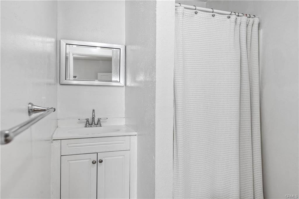 House for rent at 4147 Allott Ave, Sherman Oaks, CA 91423