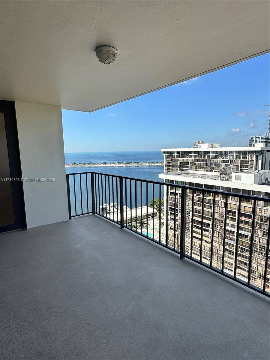 Apartment for rent at 1901 Brickell Ave #B2408, Miami, FL 33129
