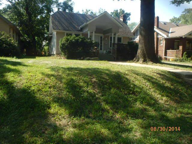 House for rent at 5846 Rock Hill Rd, Kansas City, MO 64110