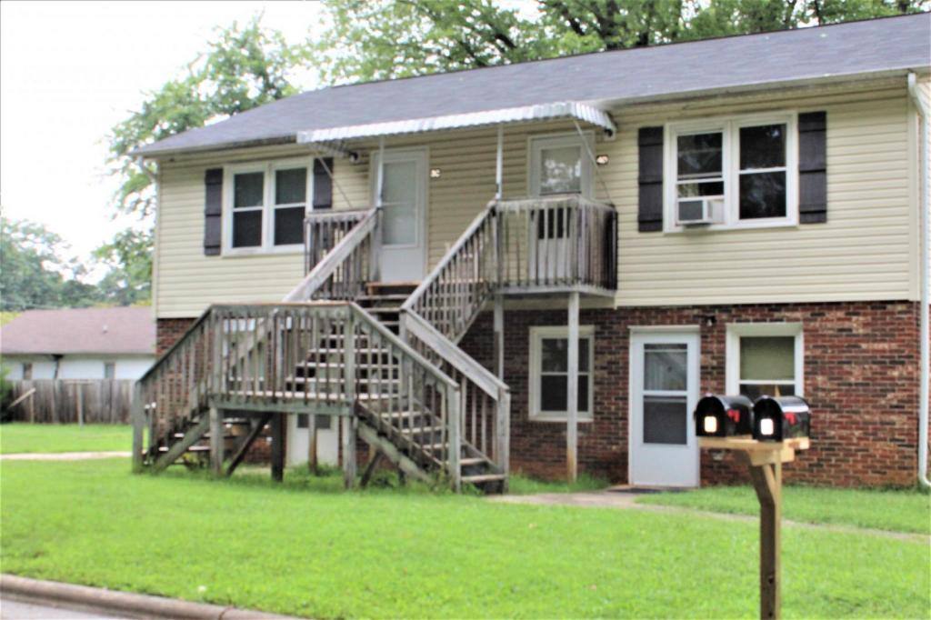 Apartment for rent at 1653 Dane St #3C, Greensboro, NC 27405