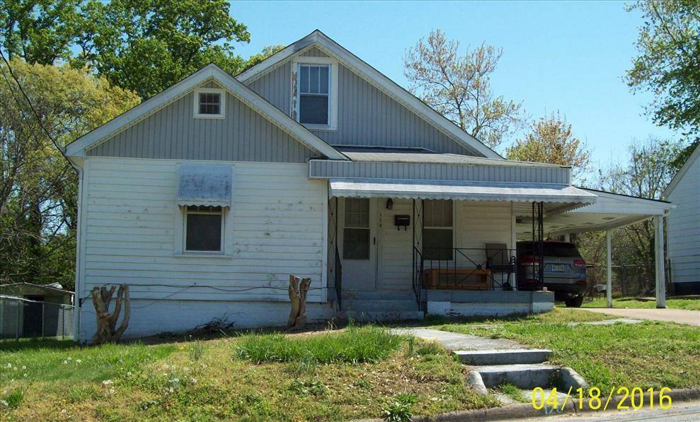 House for rent at 128 Cooper St, Danville, VA 24541