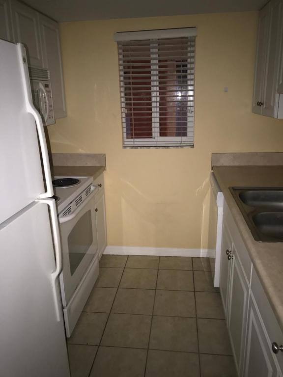 Apartment for rent at 2704 2nd St #16, Indian Rocks Beach, FL 33785
