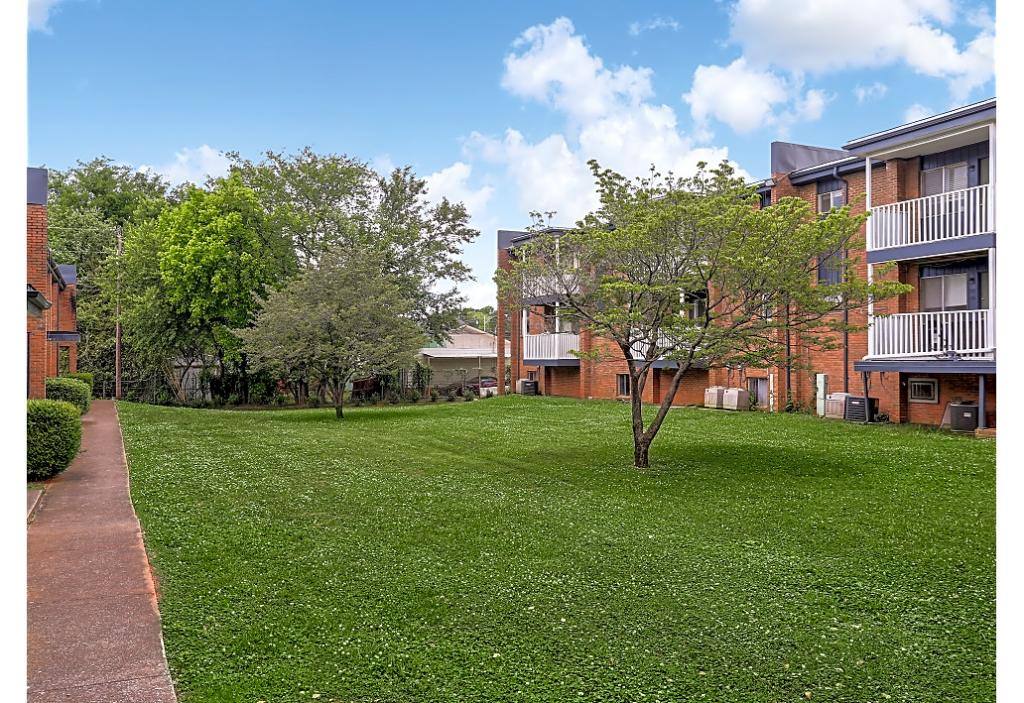 Apartment for rent at 2809 Academy Dr NW, Huntsville, AL 35811