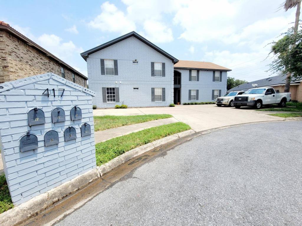 Apartment for rent at 417 E Ulex Ave #4, McAllen, TX 78504