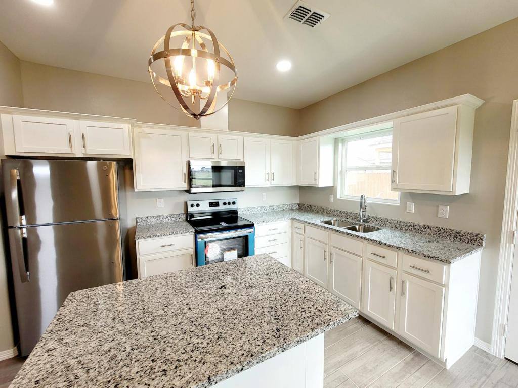 Apartment for rent at 1917 Davenport #3, Weslaco, TX 78596