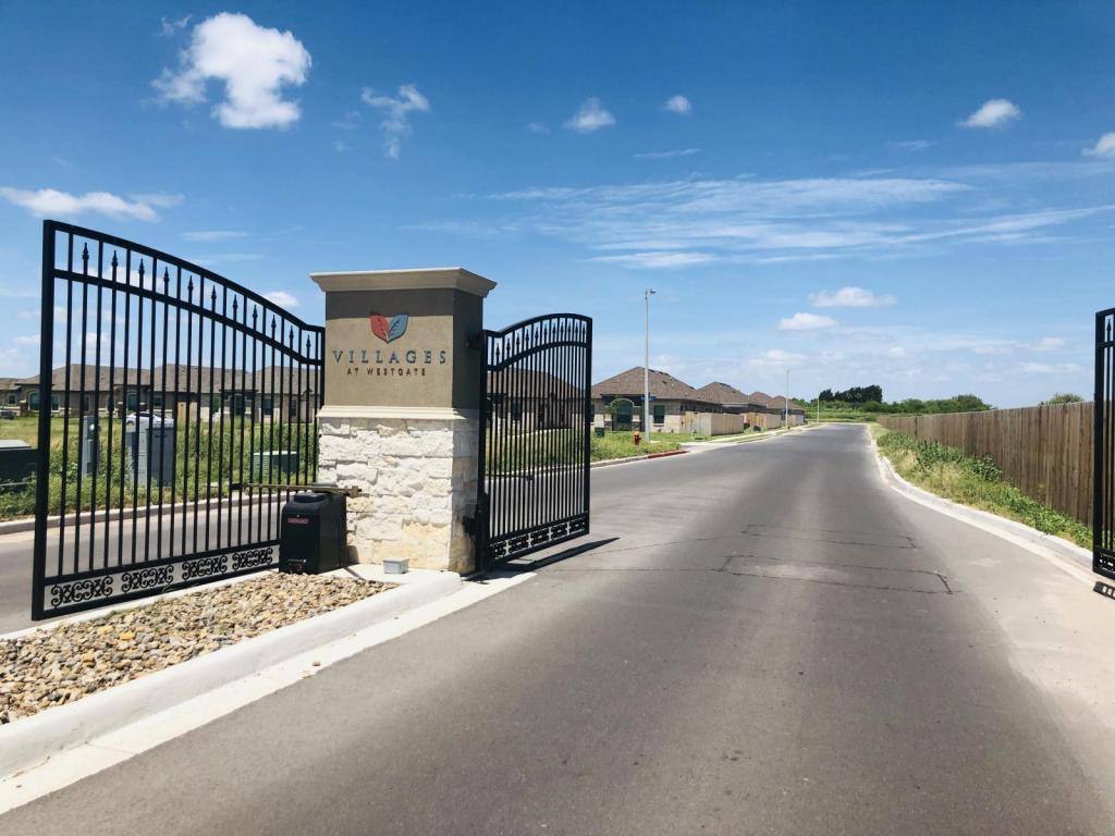 Apartment for rent at 1800 Taft St #4, Weslaco, TX 78599
