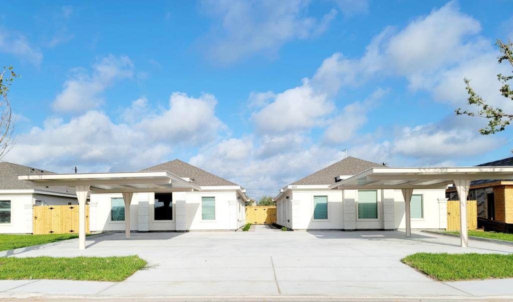 Apartment for rent at 5805 Sandpiper Ave #3, McAllen, TX 78503