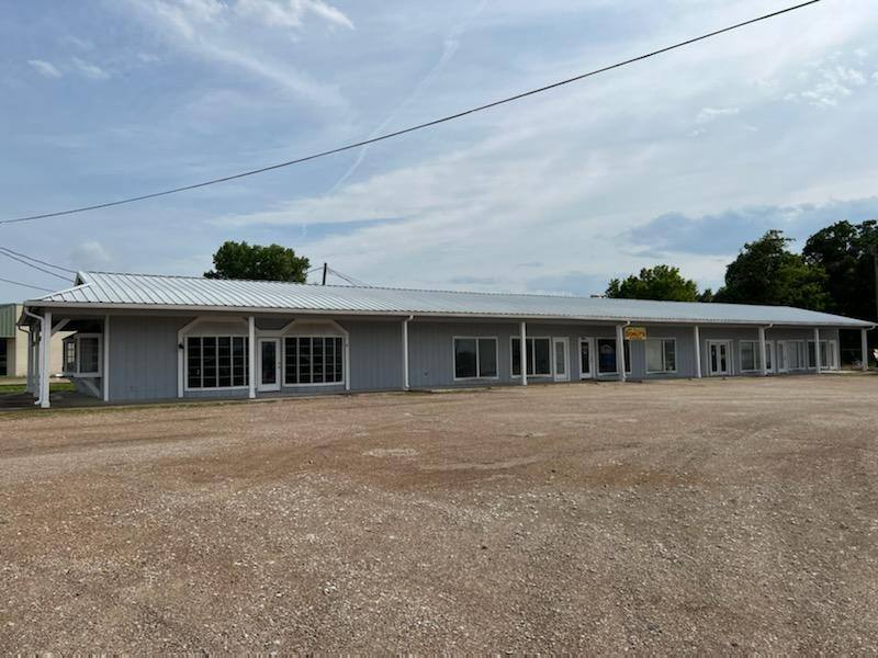 House for rent at 431 S Seven Points Blvd, Kemp, TX 75143