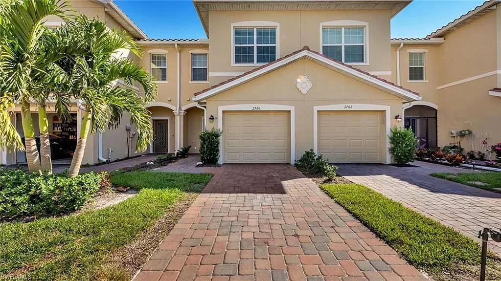 Townhouse for rent at 2766 Citrus St, Naples, FL 34120
