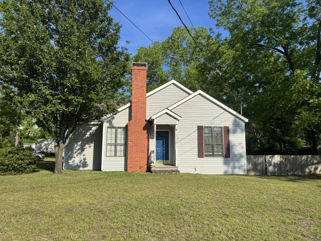 House for rent at 200 Alberta St, Enterprise, AL 36330