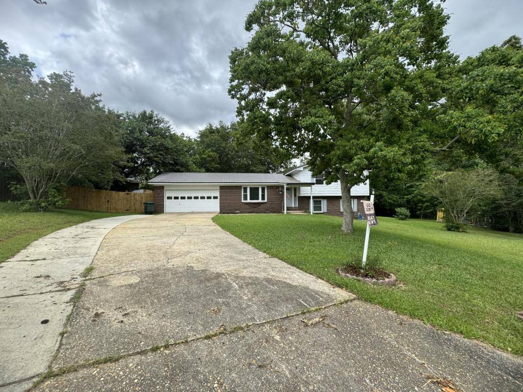 103 E Carnegie Lane, Enterprise, AL 36330